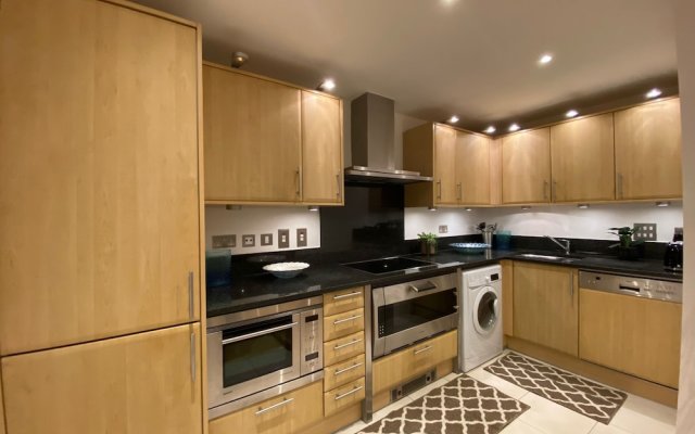 Fabulous 2 bed Apartment in Vauxhall