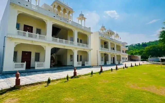 Roop Garh Palace