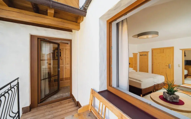 Schindler Hotel