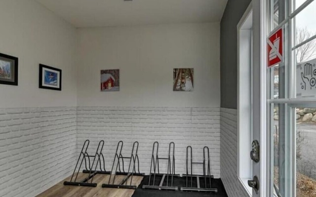 Champlain Condo 202