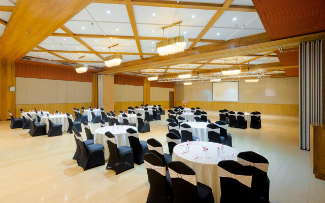 Treat Beach Resort Gholvad