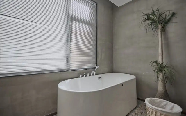 Unique Space Design Art Hotel