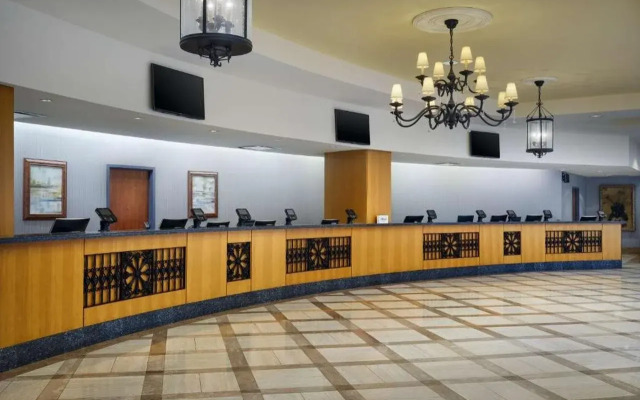 Hilton New Orleans Riverside