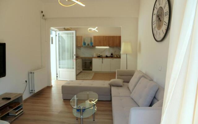 Ifigenias apartment