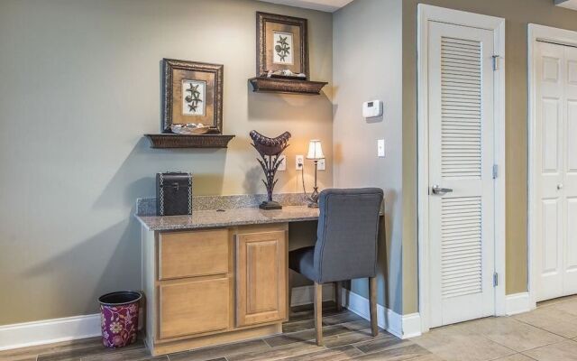 The Moorings Unit 516