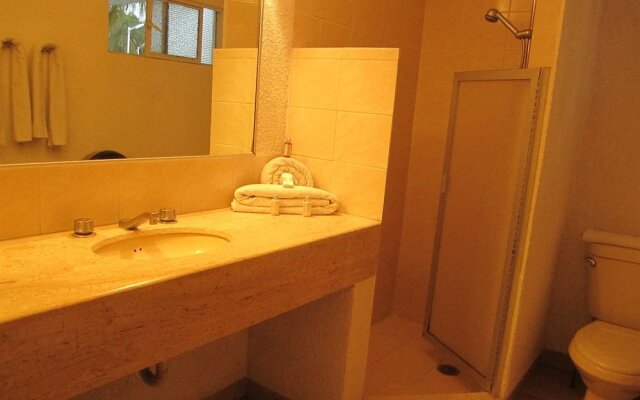 Brisa del Lago Club and Resort