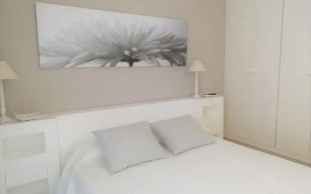 Residencial Paradise Village B