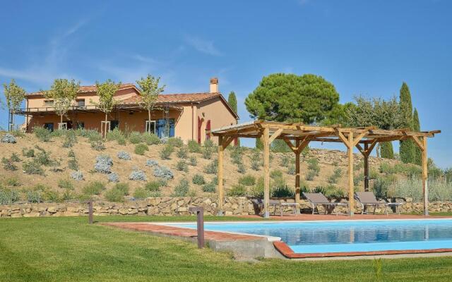 Poggio Tamantino, Villa con piscina in Maremma