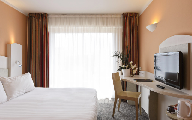 Best Western Astoria