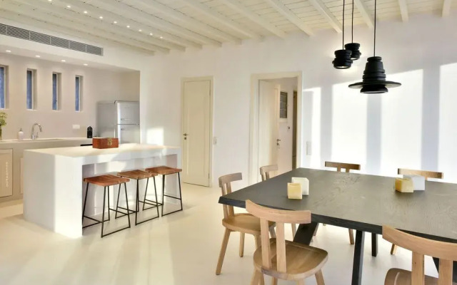 Mykonos Rocks Luxury Villas
