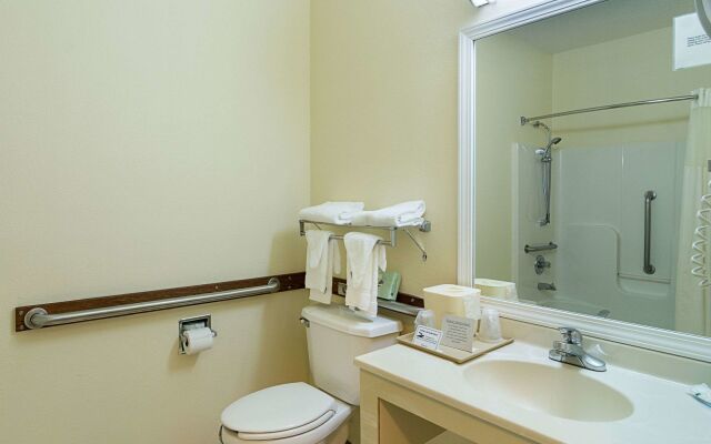 Quality Inn & Suites