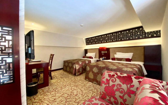 Metropole Hotel