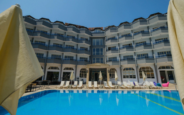 Selen Hotel Icmeler