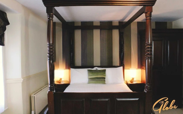 The Globe Inn