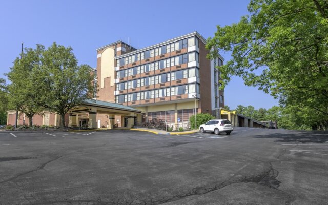 Clarion Hotel Lebanon-Hershey East