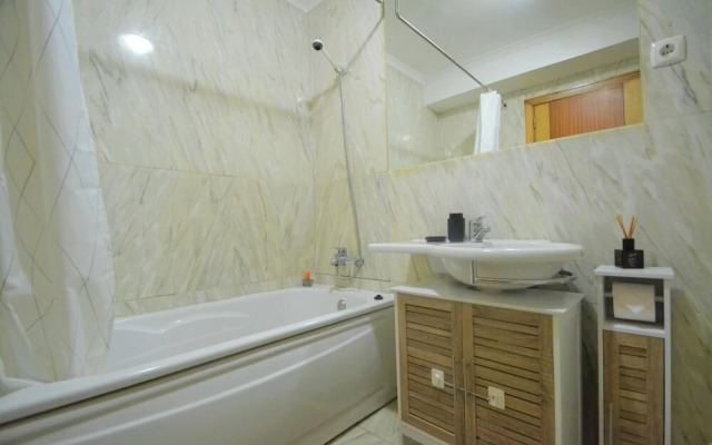 Sun - T1 With Balcony