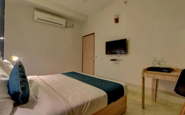 Nazeer Hotel By OYO Rooms