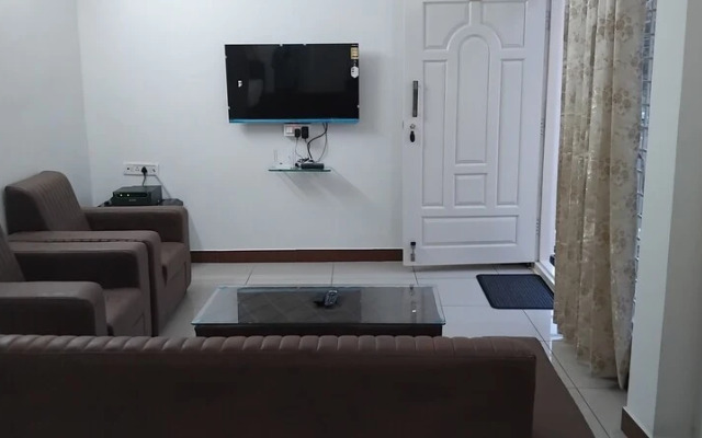 SLV Aashraya Apartment Stay
