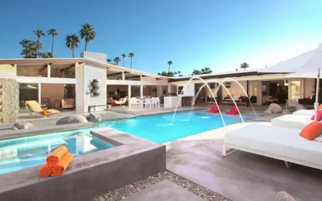 Mid-Century Luxury Estate