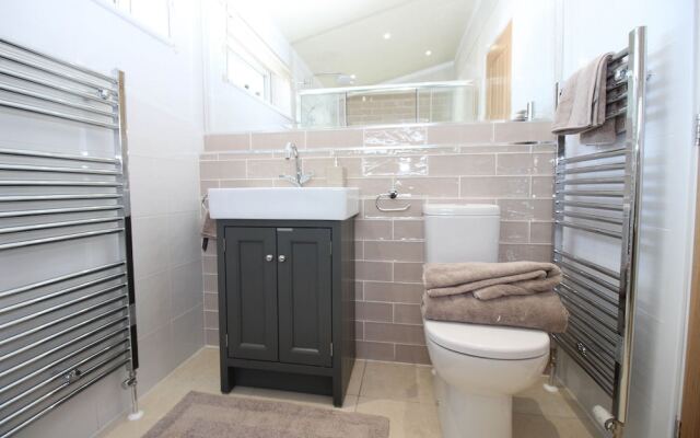 Hollicarrs - Kingfisher Lodge