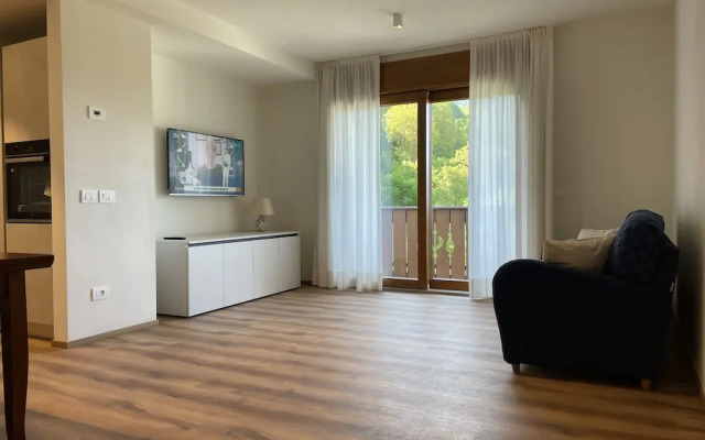 084 Bilocale Adamello Giustino