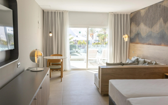 Radisson Blu Resort Lanzarote - Adults Only +16
