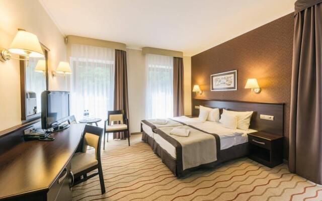 Malinowy Dwór Hotel Medical SPA