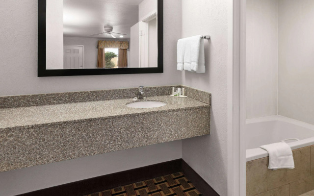 Ramada Limited San Angelo