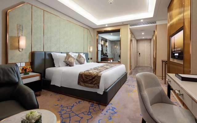 Vinpearl Landmark 81, Autograph Collection