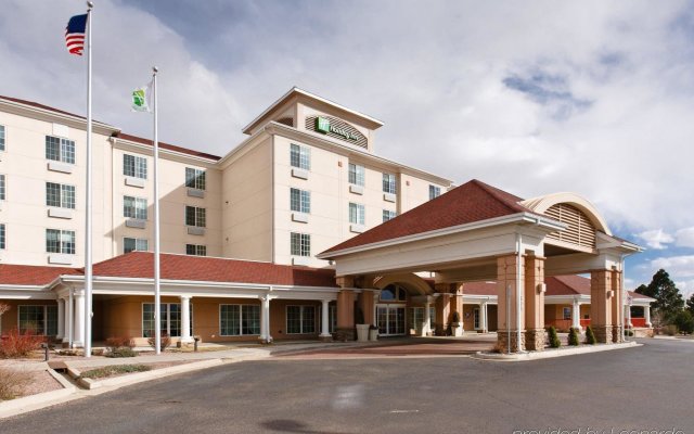 Holiday Inn Colorado Springs Airport, an IHG Hotel