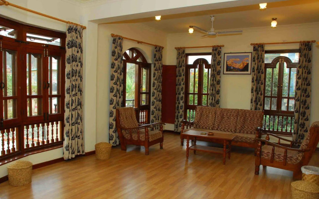 Vardan Resort n' Apartment