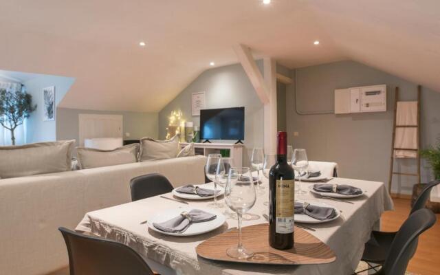 Lisbon Apartment Bairro Alto 4