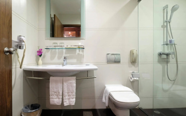 Orchid Hotel