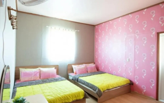 Pocheon Haneulbat Pension