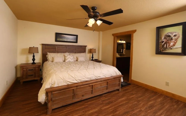 Firefly Nights 5 Bedrooms 5 Bathrooms Cabin