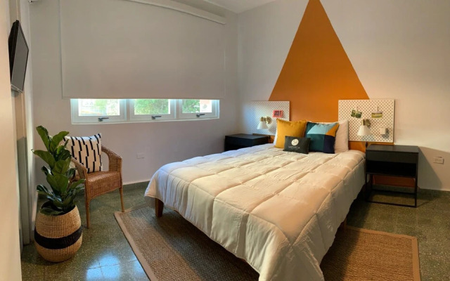 Santurcia Hostel - Adults Only