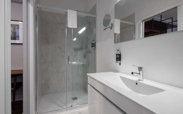 Utopian - Design Suites Porto