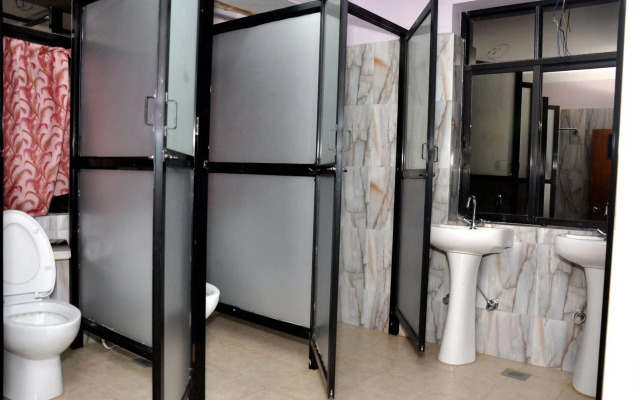 Famous House Kathmandu - Hostel