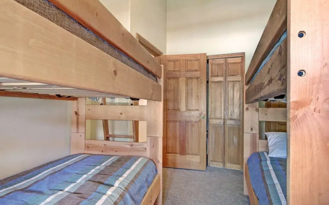 5983 Hidden River Lodge 3 Bedroom Condo by RedAwning