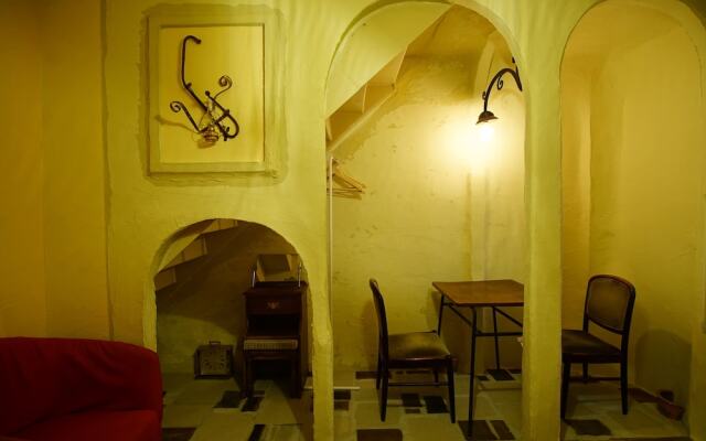 Hakuba Station Guest House Hostel eN