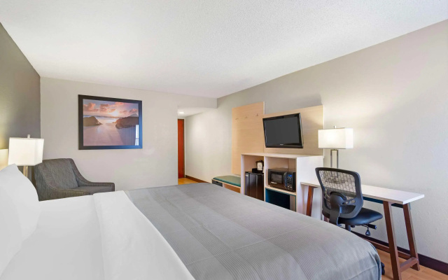 Quality Inn Valley - West Point