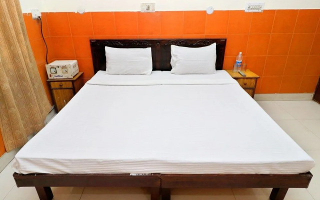 Spot On 38670 Hotel Diamond