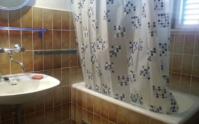 Maja - 80 m From Pebble Beach - A4 kat