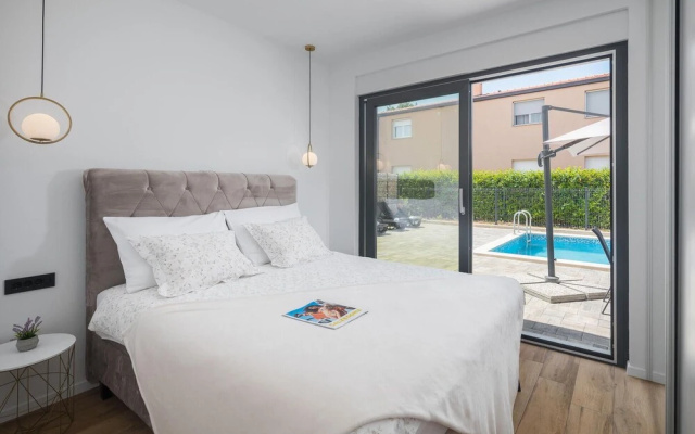 Beautiful Home in Radmani With Wifi, 2 Bedrooms and Heated Swimming Pool - Hotel in Porec - Photo 5