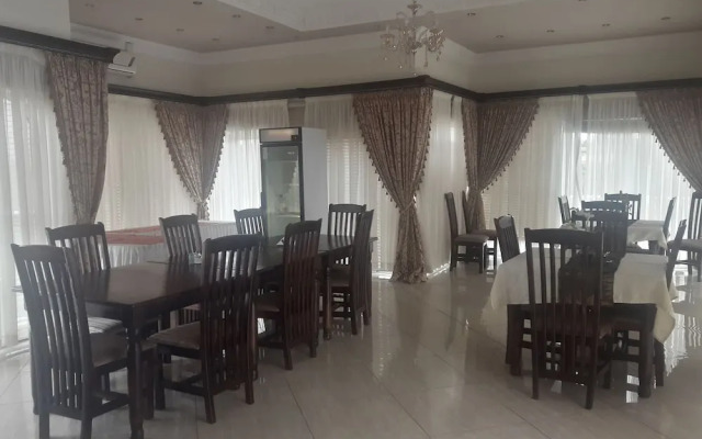 Ekupholeni Garden Villas