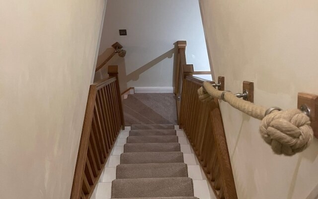 Impeccable 3-bed House in York