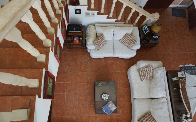 Baoba Breeze Bed & Breakfast