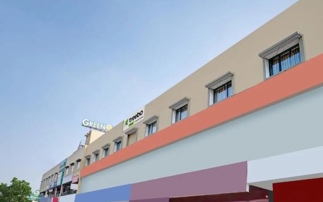 Greenotel Rooms, Hazira, Surat