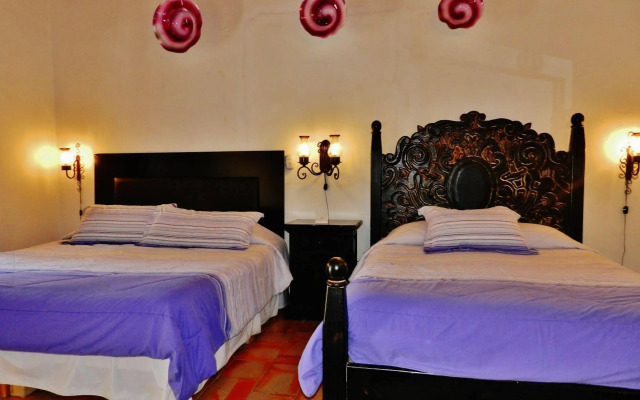 Hotel Rosa Morada