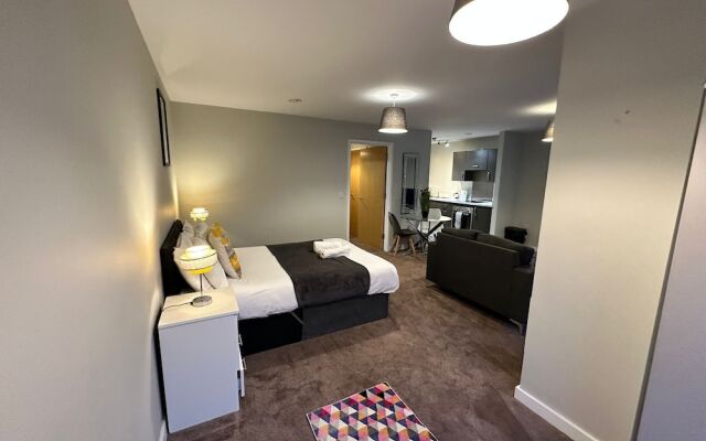 Adelphi Wharf Apartments by Beehosting